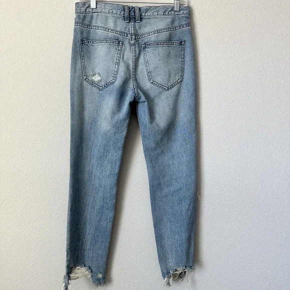 We The Free Light Wash Distressed Hem Mid Rise Jeans - Picture 4 of 4